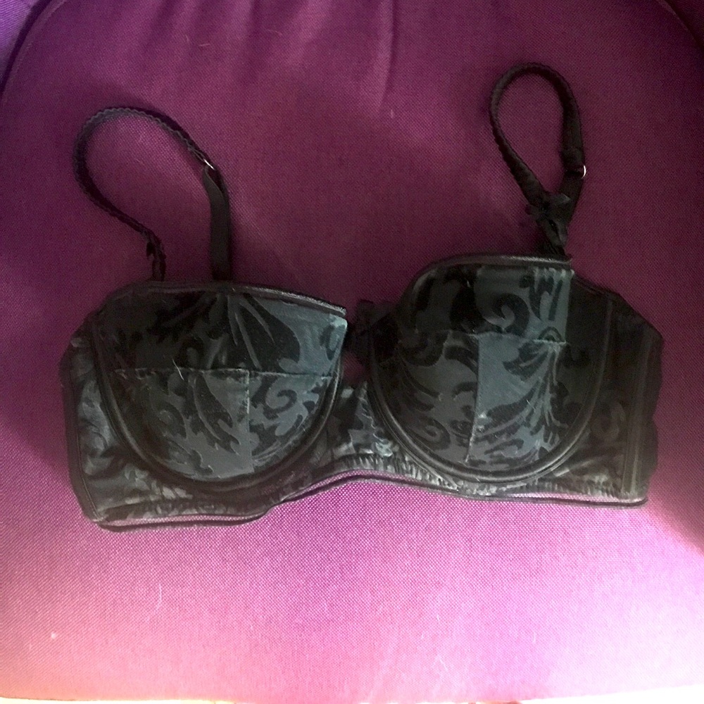 Fig leaves shelf bra